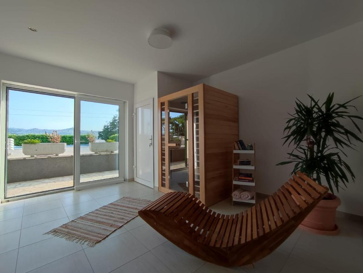 Holiday Home Cherry Tree Žrnovnica Exterior foto