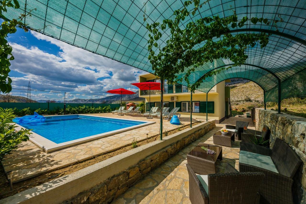Holiday Home Cherry Tree Žrnovnica Exterior foto