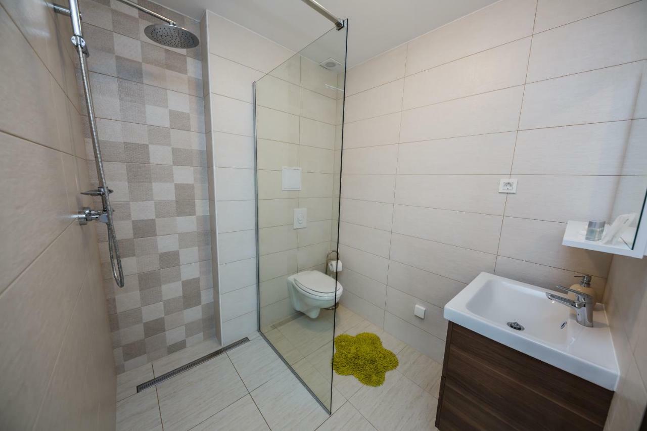 Holiday Home Cherry Tree Žrnovnica Exterior foto